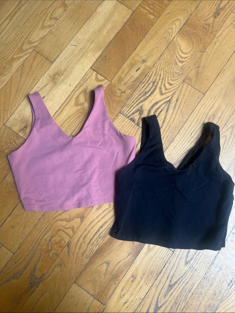 Set of 2 - V-Neck Crop Tank / Athletic Bra Top - Pink and Black